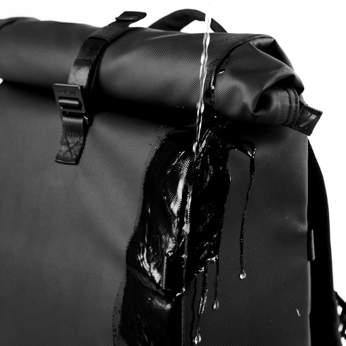 The Rolltop 25L